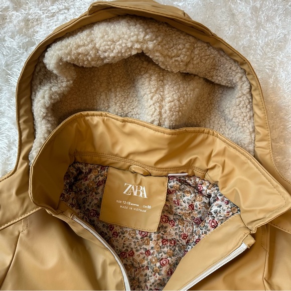 Zara Lined Rain Jacket - Picture 4 of 5